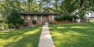 2600 Garry Street 2600 Garry Street Photo Gallery 1