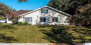 8 Hirsch Avenue 8 Hirsch Avenue Photo Gallery 1
