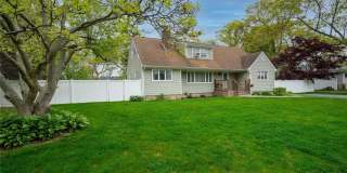 670 Centre Avenue 670 Centre Avenue Photo Gallery 1