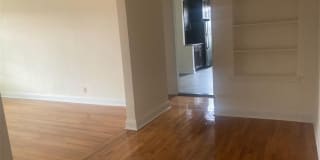 160 S Middle Neck Road 160 S Middle Neck Road Photo Gallery 1