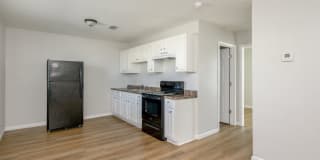 2220 17th St E 2220 17th St E Photo Gallery 1
