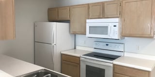 2273 Huntingdon Drive Unit J 2273 Huntingdon Drive Unit J Photo Gallery 1