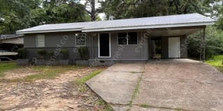 441 Windsor Drive 441 Windsor Drive Photo Gallery 1