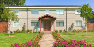 Courtyards at Lower Greenville Courtyards at Lower Greenville Photo Gallery 1