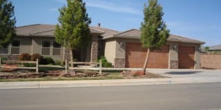 953 E Crooked Creek Dr 953 E Crooked Creek Dr Photo Gallery 1