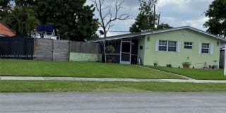 7050 SW 19th Ter 7050 SW 19th Ter Photo Gallery 1