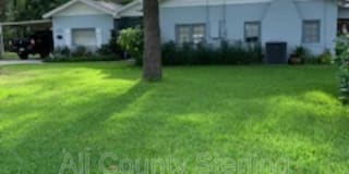 461 Lake Ruth Dr 461 Lake Ruth Dr Photo Gallery 1