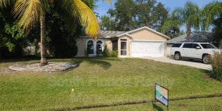 729 SE Lansdowne Ave 729 SE Lansdowne Ave Photo Gallery 1