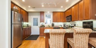 1248 West Rosedale Avenue 1248 West Rosedale Avenue Photo Gallery 1