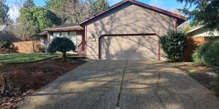 8695 SW Davies Rd 8695 SW Davies Rd Photo Gallery 1