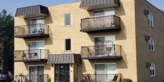 9220 S Kilbourn Avenue 9220 S Kilbourn Avenue Photo Gallery 1