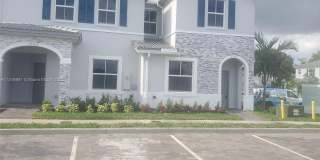 1716 SE 26th Rd 1716 SE 26th Rd Photo Gallery 1