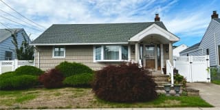 97 Gardner Avenue 97 Gardner Avenue Photo Gallery 1