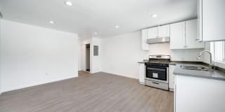 17922 Lull Street 17922 Lull Street Photo Gallery 1