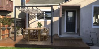 Lovely detached back house w/ 2car garage Lovely detached back house w/ 2car garage Photo Gallery 1
