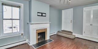 1410 DELAWARE AVE #C2 1410 DELAWARE AVE #C2 Photo Gallery 1