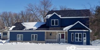 17260 Round Lake Road 17260 Round Lake Road Photo Gallery 1