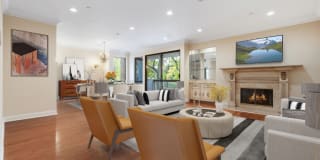 324 N PALM DR 324 N PALM DR Photo Gallery 1