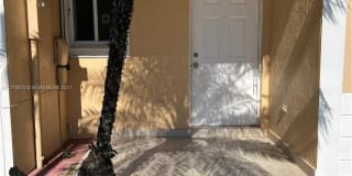 13931 SW 174th Ter 13931 SW 174th Ter Photo Gallery 1