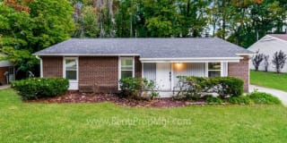 1605 Stoneybrook Drive 1605 Stoneybrook Drive Photo Gallery 1