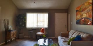 Flats at Peoria Flats at Peoria Photo Gallery 1
