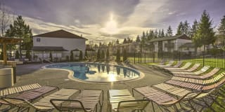 Pinewood Square Pinewood Square Photo Gallery 1