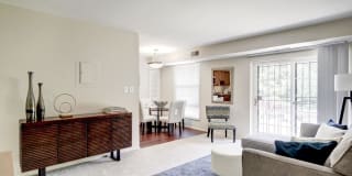 Park Naylor Apartments Park Naylor Apartments Photo Gallery 1