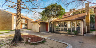 Lakeridge Apartments Lakeridge Apartments Photo Gallery 1
