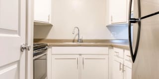 Apartments at Decker Lake Apartments at Decker Lake Photo Gallery 1