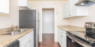 Camelot Apartments Camelot Apartments Photo Gallery 1
