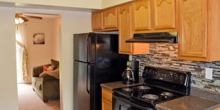 College Square at Harbour View Townhome Apartments College Square at Harbour View Townhome Apartments Photo Gallery 1