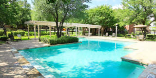 Emerald Park Apartments Emerald Park Apartments Photo Gallery 1