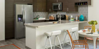 Griffis 3100 Pearl Griffis 3100 Pearl Photo Gallery 1