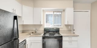 Windom Peak Apartments Windom Peak Apartments Photo Gallery 1
