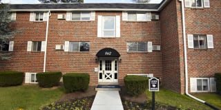 Highland Manor Highland Manor Photo Gallery 1