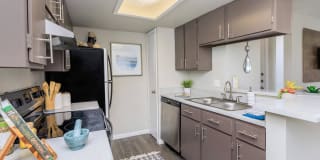 Shadow Bend Apartment Homes Shadow Bend Apartment Homes Photo Gallery 1