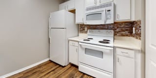 Ivy Hollow Apartments Ivy Hollow Apartments Photo Gallery 1