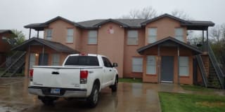 7575 WINDSOR OAKS 7575 WINDSOR OAKS Photo Gallery 1