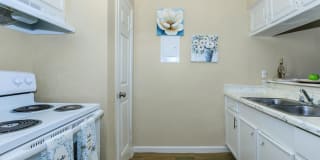 Gateway Grove Apartments Gateway Grove Apartments Photo Gallery 1