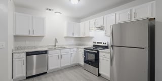 Oak Pointe Apartments Oak Pointe Apartments Photo Gallery 1