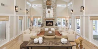 Polo Run Apartments Polo Run Apartments Photo Gallery 1
