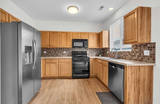 1084 Ellsworth Drive