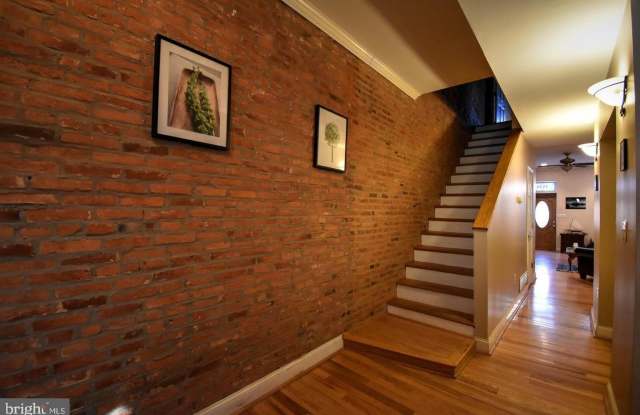 Photo of 1529 S CHARLES Street