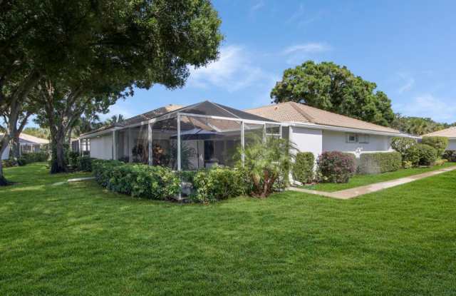 5701 Red Oak Court
