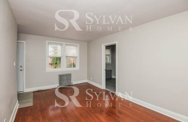 6147 Chinquapin Parkway