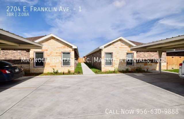 2704 E Franklin Ave