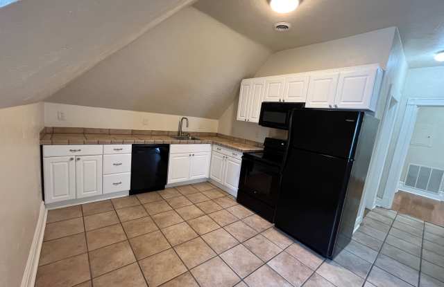 Photo of 125 N Dallas Avenue #3