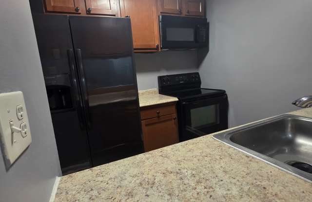 4 Banyan Wood Court - 103