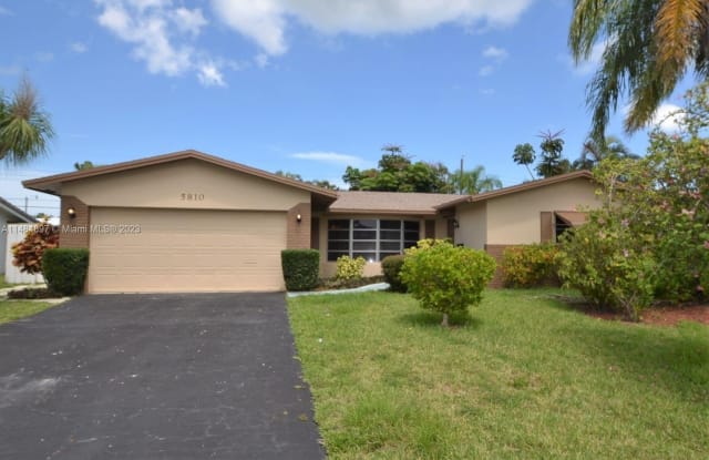 5810 NE 19th Ter - 5810 Northeast 19th Terrace, Fort Lauderdale, FL 33308