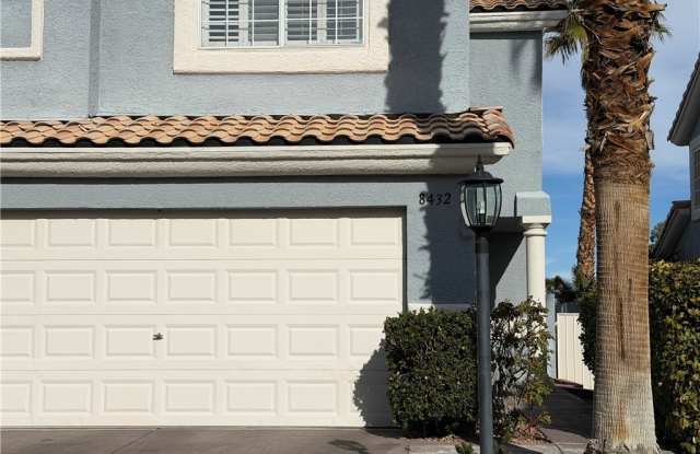 8432 Pacific Fountain Avenue